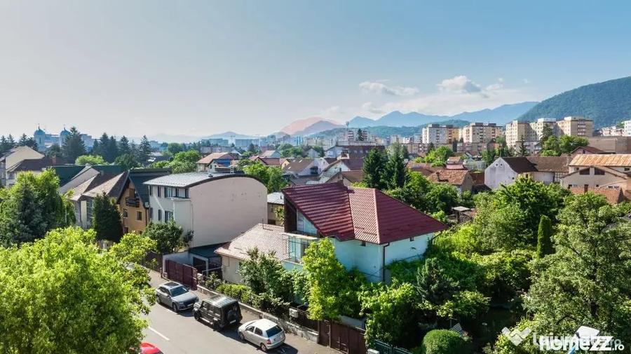 Casă cu 3 camere cu Teren 705 Mp în Central