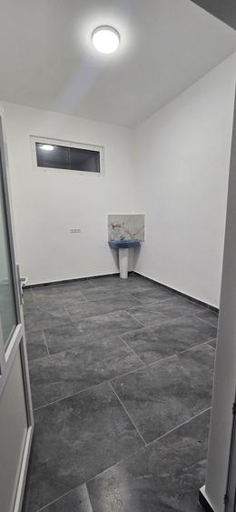 Spațiu comercial, de 350 mp, în Central