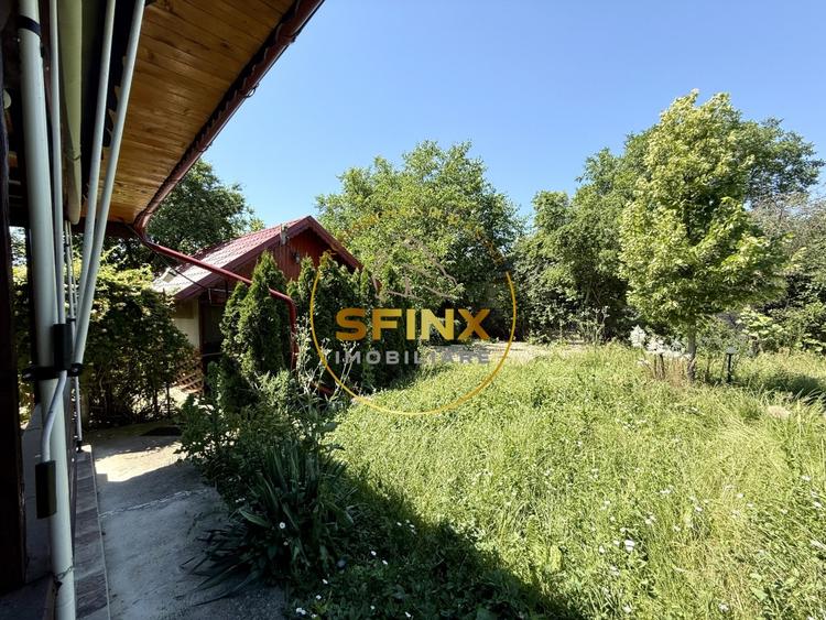 Casă individuală cu 5 camere cu Teren 2850 Mp în Tunari
