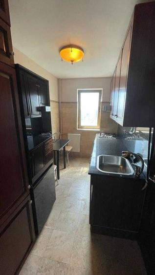 Apartament cu 2 camere decomandat în Drumul Taberei