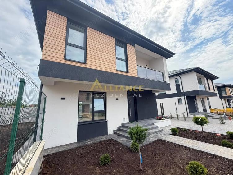 Casă cu Teren 320 Mp în Berceni