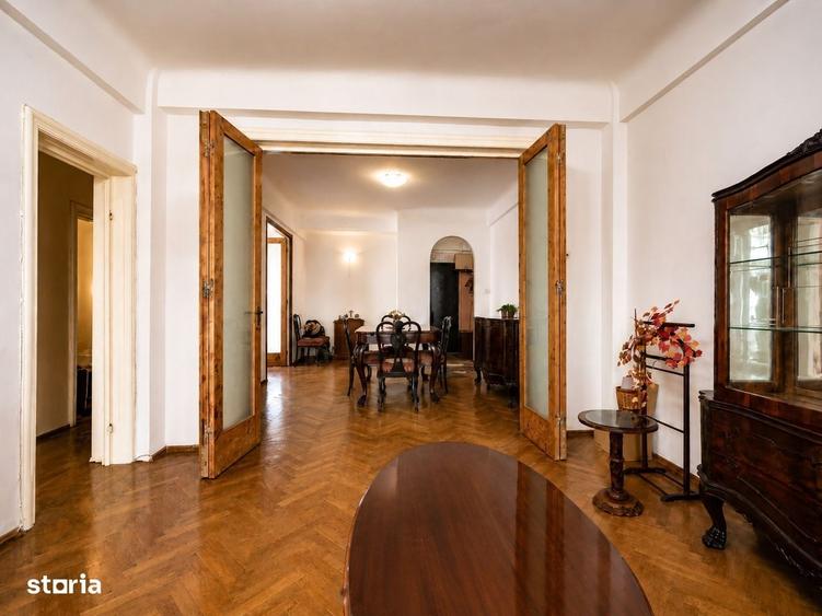 Apartament cu 4 camere în Ultracentral