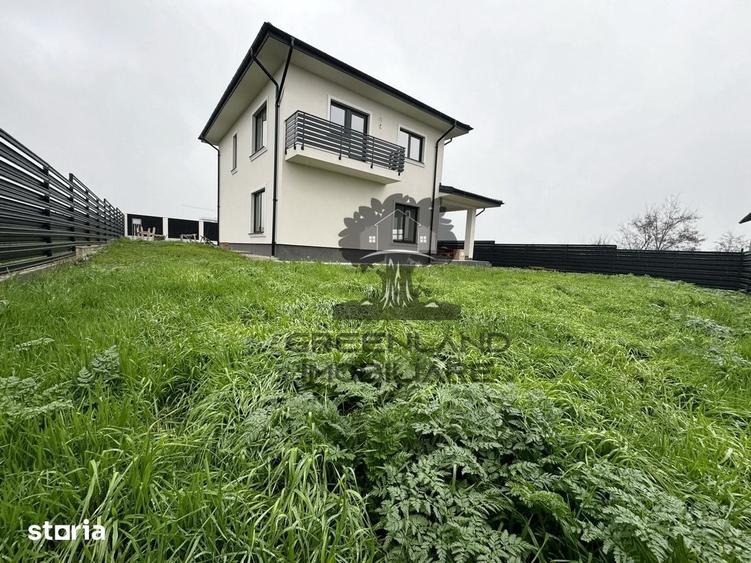 Casă cu 4 camere cu Teren 500 Mp în Aleea Tudor Neculai