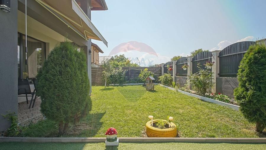 Casă cu panorama spectaculoasa in Sacele - 12