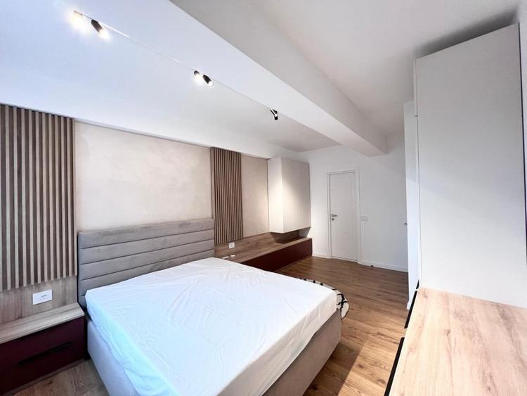 Apartament cu 3 camere, mobilat în Pipera