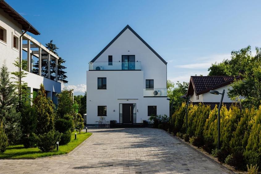 Casă individuală cu 5 camere cu Canalizare în Snagov