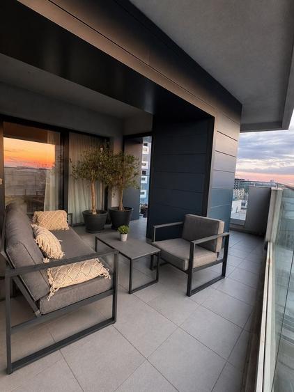 Apartament cu 3 camere decomandat, mobilat în Barbu Văcărescu