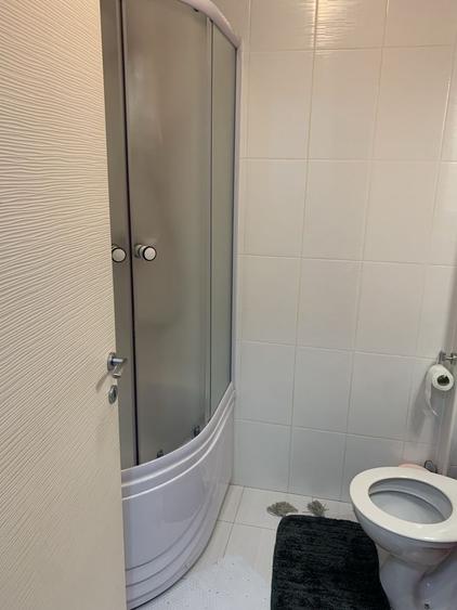 Garsonieră în Titan