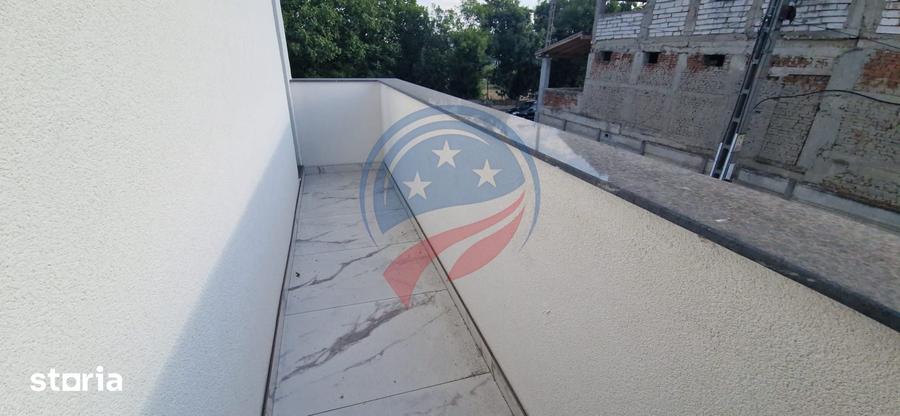 Casă cu 4 camere cu Teren 373 Mp în Central