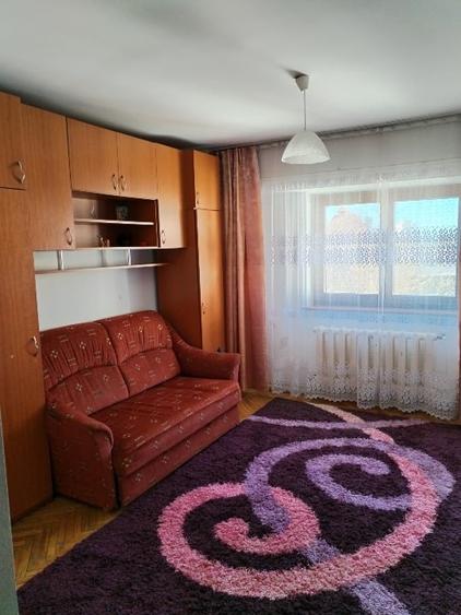 Apartament cu 2 camere decomandat, mobilat în Central