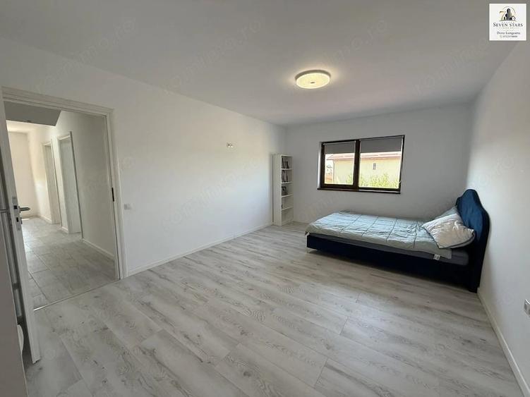 Casă cu 4 camere în Ghionea