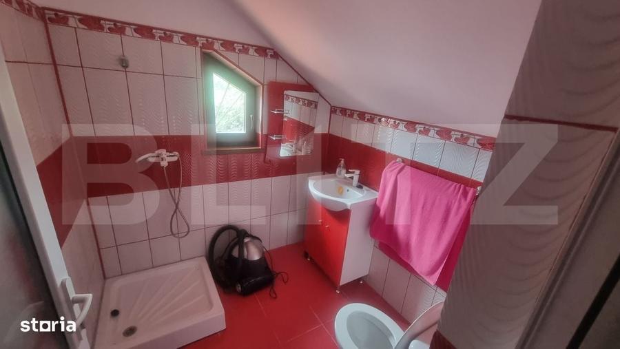 Casă cu 4 camere în Belciug