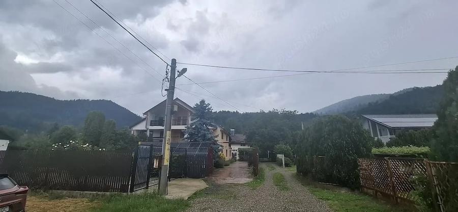 Teren de 1374 mp, în Central