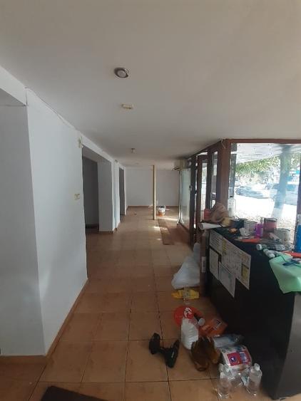 Spațiu comercial, de 85 mp, în Central