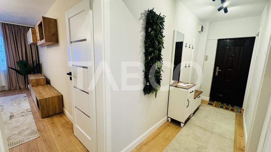 Apartament cu 2 camere decomandat, mobilat în Central