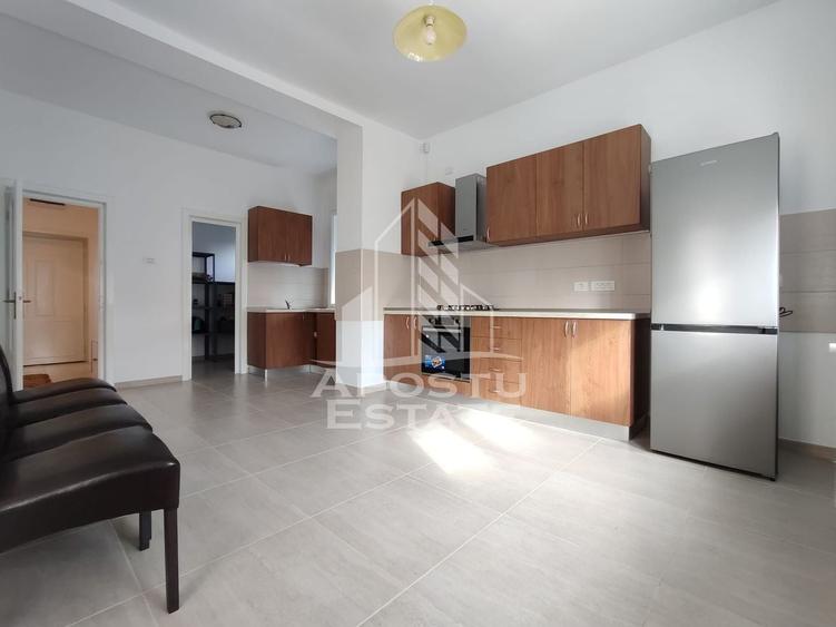 Apartament cu 5 camere circular, mobilat în Ultracentral