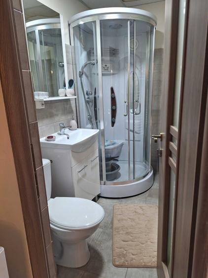 Apartament cu 2 camere semidecomandat în Petros