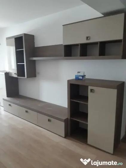 Apartament cu 2 camere decomandat în Metalurgiei