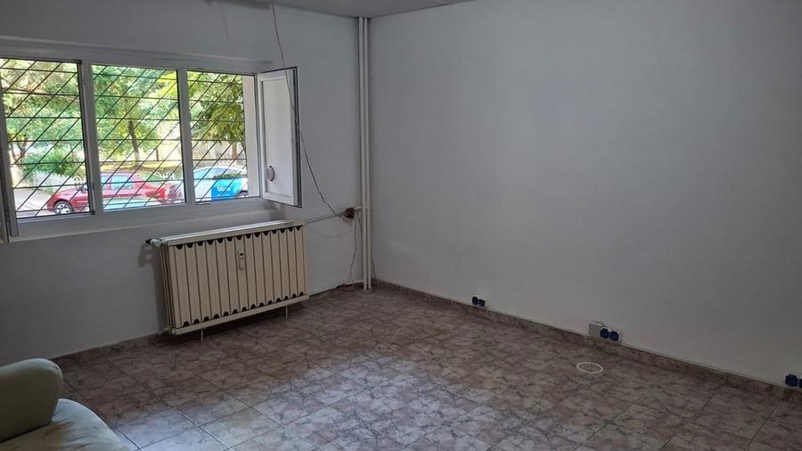 Garsonieră decomandată în Sebastian