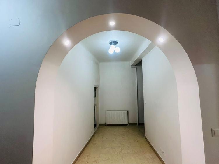 Garsonieră semidecomandată, mobilată în Armeneasca