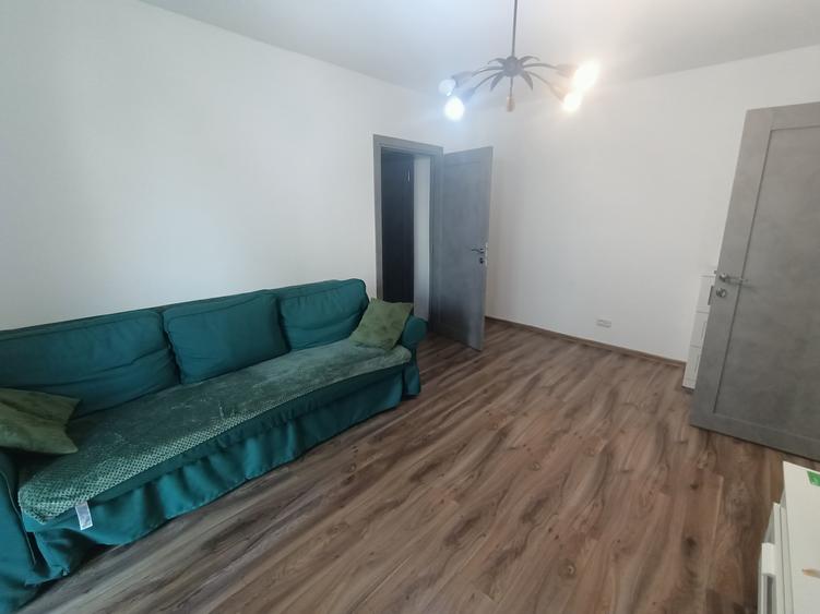 Apartament cu 2 camere semidecomandat în Chibrit