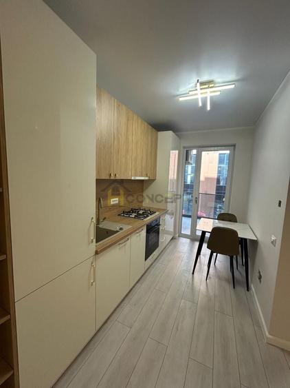 Apartament cu 2 camere semidecomandat, mobilat în Exterior Vest
