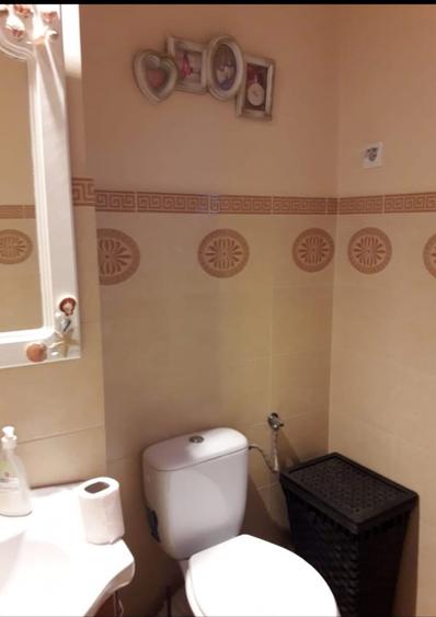 Apartament cu 3 camere decomandat, mobilat în Lipovei