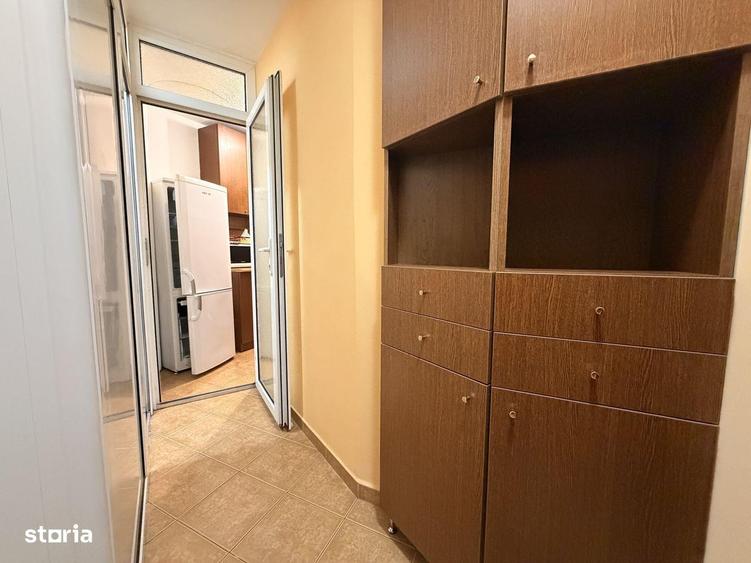 Apartament cu 2 camere, mobilat în Romană