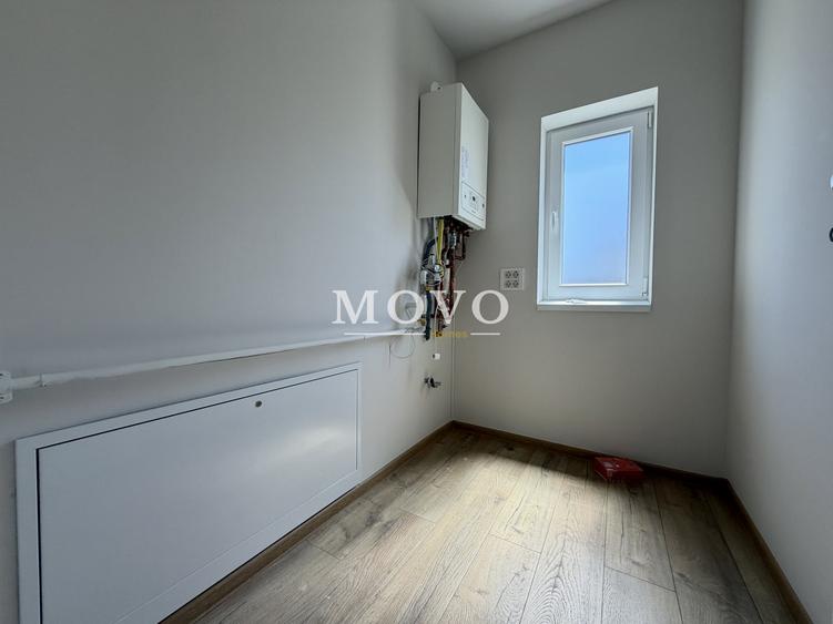 Duplex cu 4 camere cu Canalizare în Moșnița Nouă