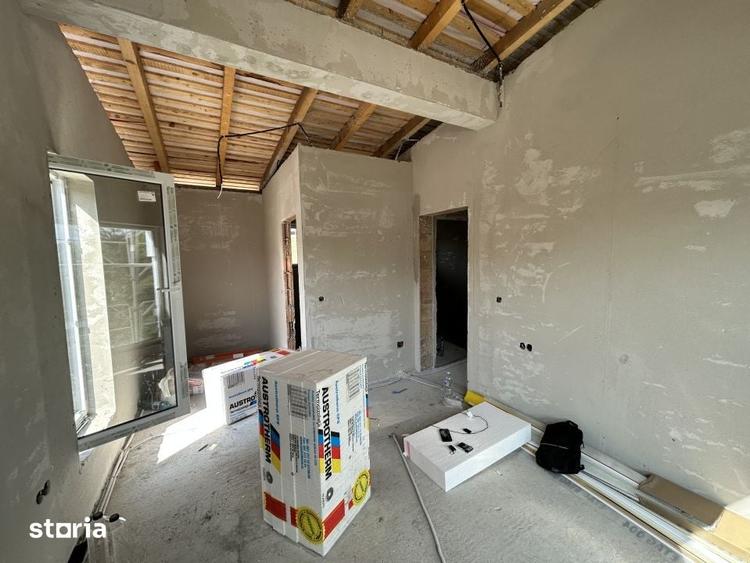Casă cu 5 camere cu Teren 600 Mp în Baciu