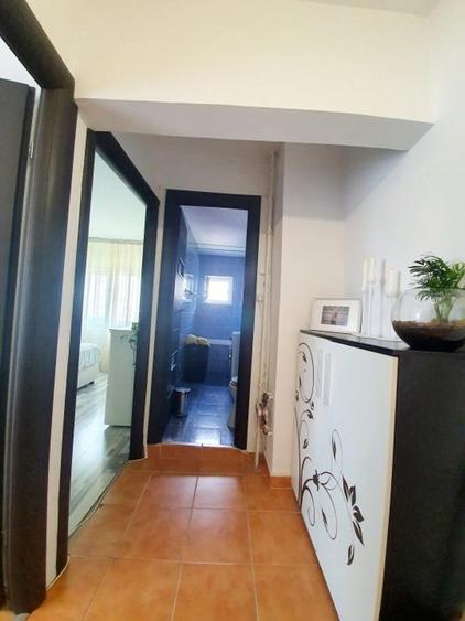 Apartament cu 3 camere decomandat în Vitan Mall