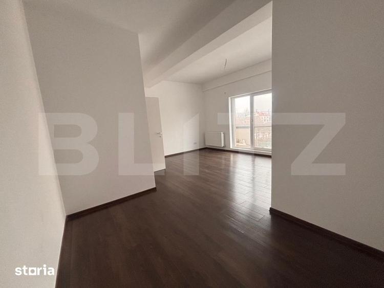 Apartament cu 3 camere în Răzvad
