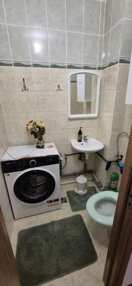 Apartament cu 3 camere decomandat în Vasile Aaron