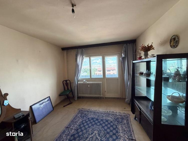 Apartament cu 3 camere decomandat în Militari