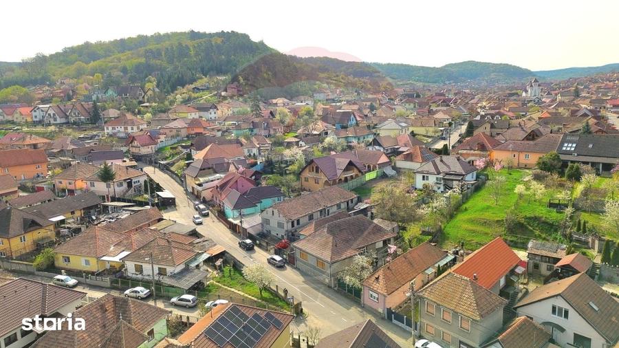 Casă cu 3 camere cu Teren 655 Mp în Central