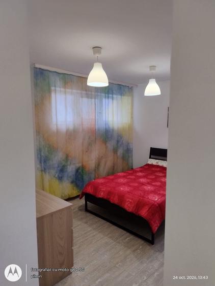 Apartament cu 3 camere decomandat în Fundeni