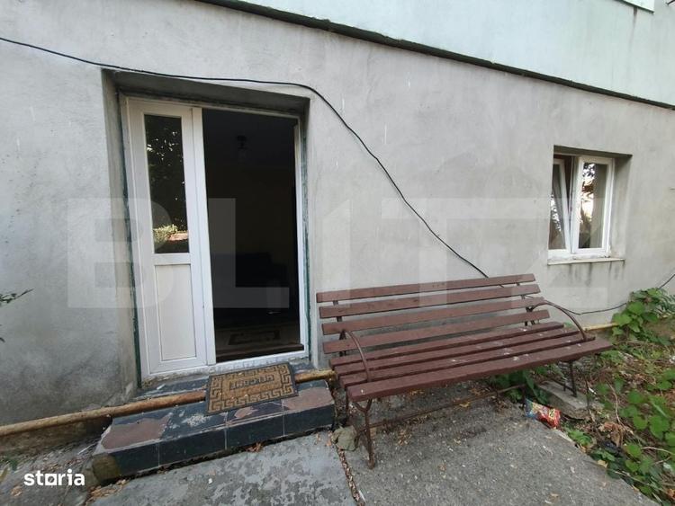 Apartament cu 2 camere semidecomandat în Micro 6