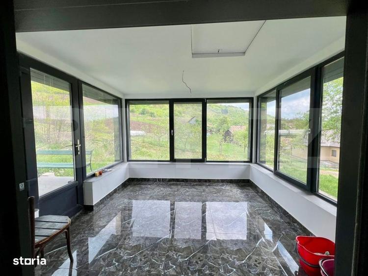 Casă cu 3 camere în Dumbrava