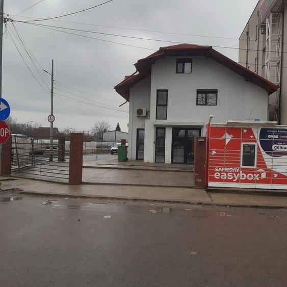 Casă individuală cu 6 camere cu Canalizare în Theodor Pallady
