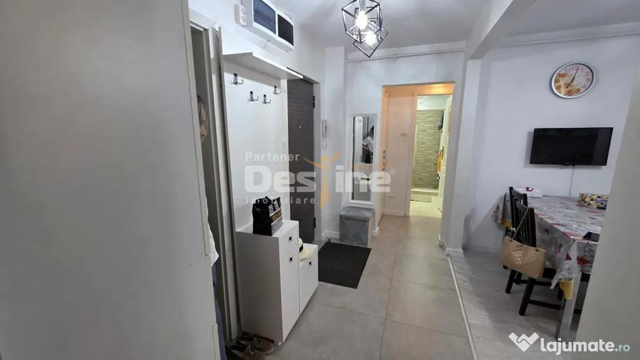 Apartament cu 3 camere decomandat, mobilat în Cornitoiu