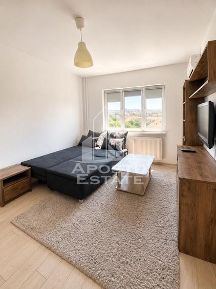 Apartament cu 2 camere semidecomandat, mobilat în Gheorghe Lazăr