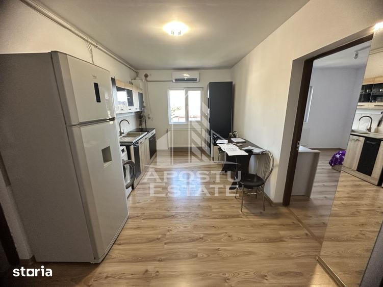 Apartament cu 3 camere, mobilat în Soarelui