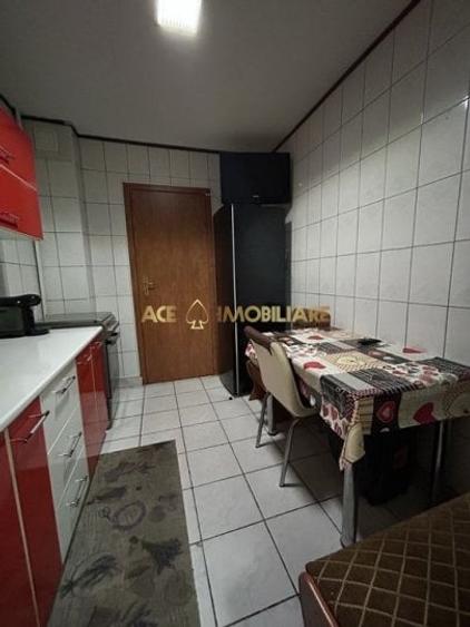 Apartament cu 2 camere semidecomandat, mobilat în Brâncoveanu