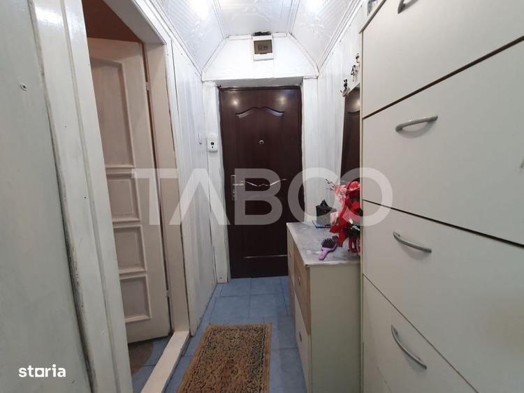 Apartament cu 2 camere semidecomandat în Central