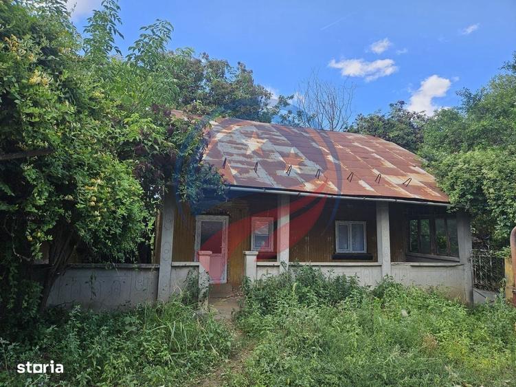 Casă cu 4 camere în Central