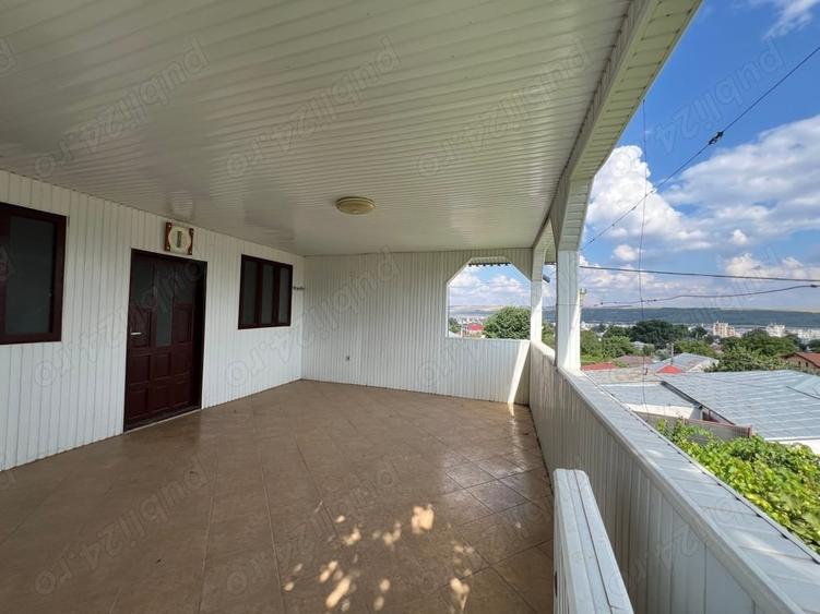 Casă cu Teren 600 Mp în Central