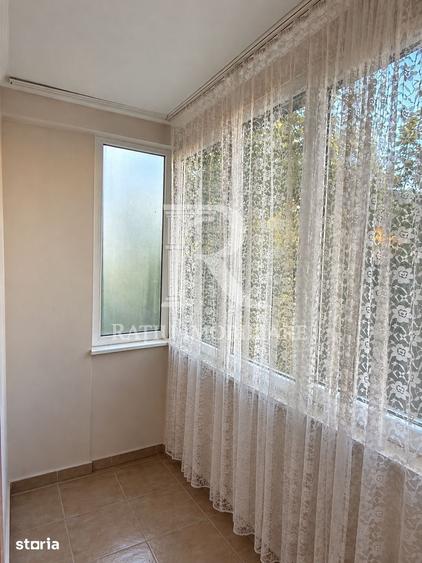 Apartament cu 3 camere decomandat în Cantemir