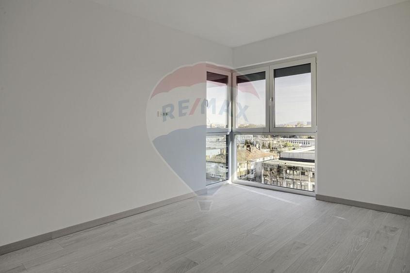 Apartament cu 3 camere decomandat în UTA