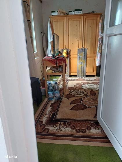 Casă cu 2 camere cu Teren 180 Mp în Central