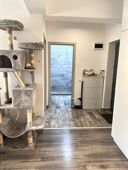 Apartament cu 2 camere decomandat în Berceni